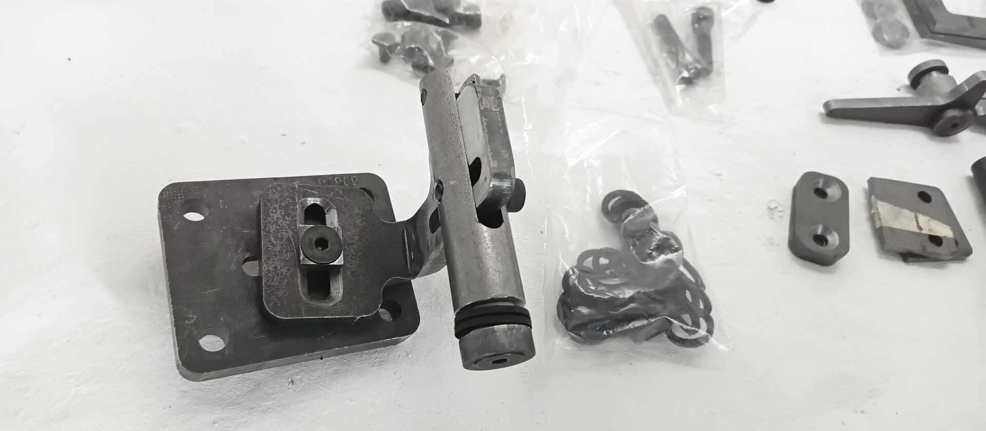 Machined bracket